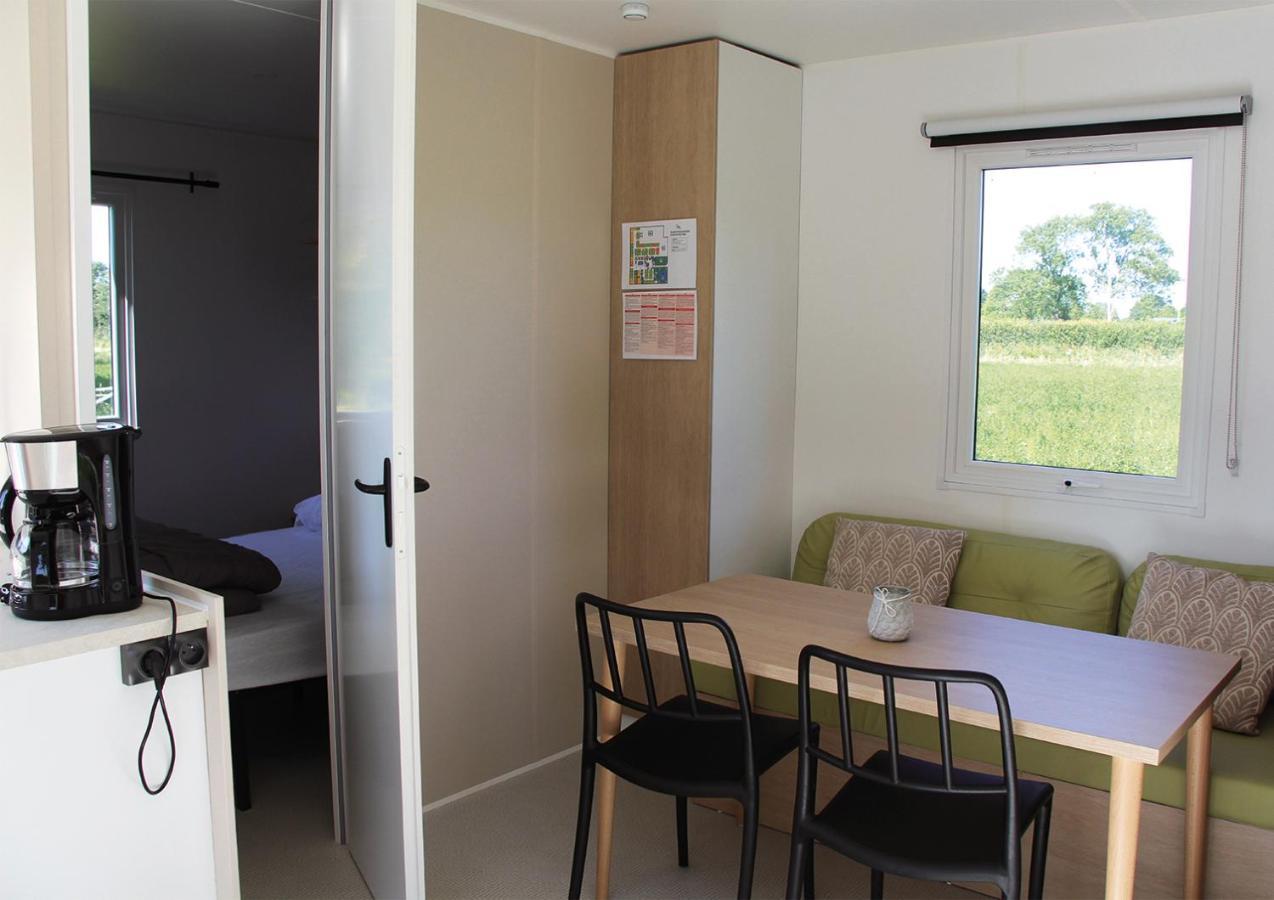 Camping Le Picard Tournieres ภายนอก รูปภาพ