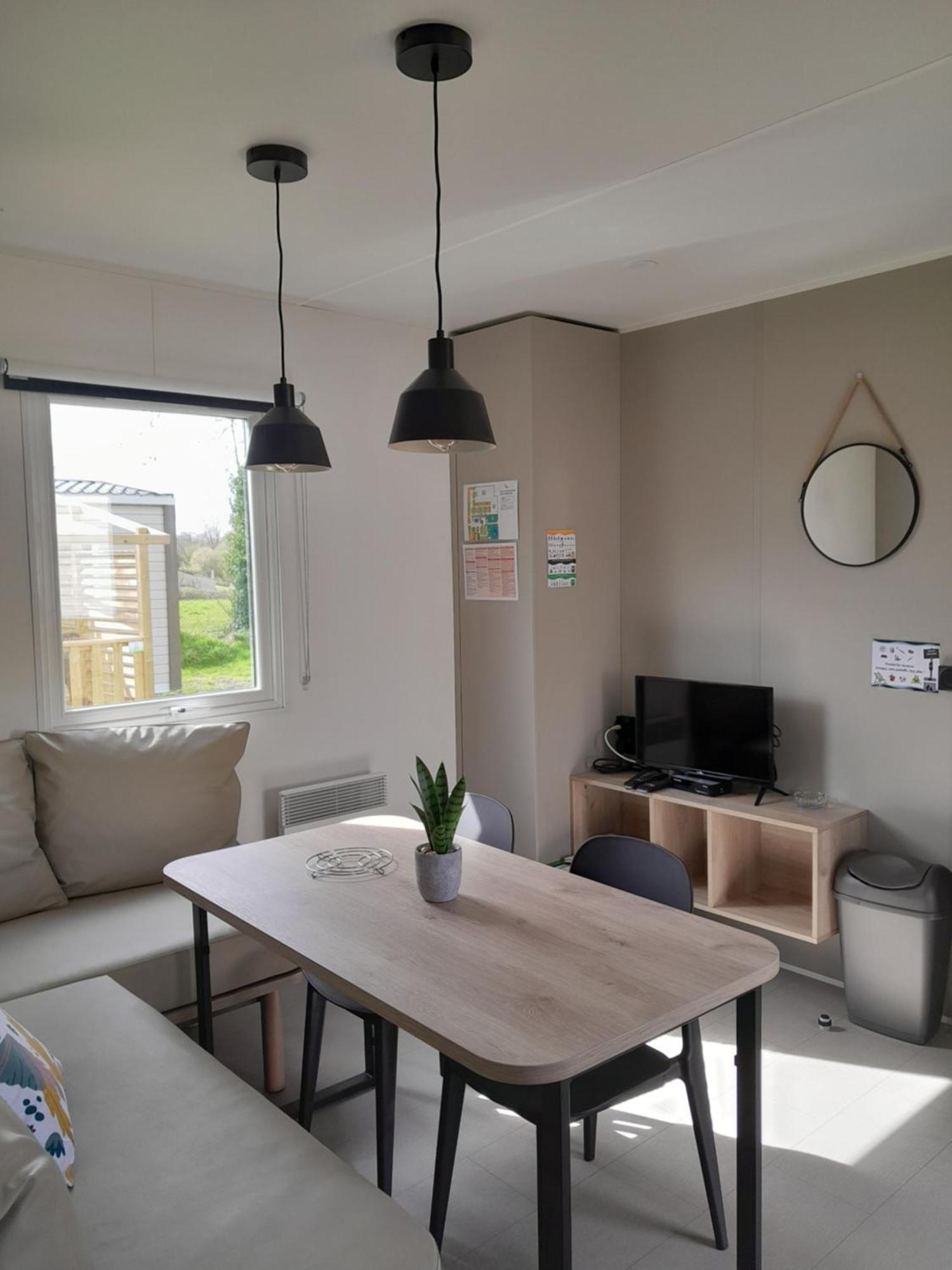Camping Le Picard Tournieres ภายนอก รูปภาพ