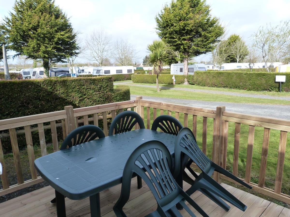 Camping Le Picard Tournieres ภายนอก รูปภาพ